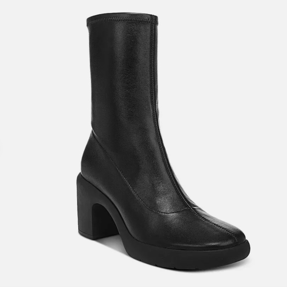 Vince Mandy Leather Ankle Boot